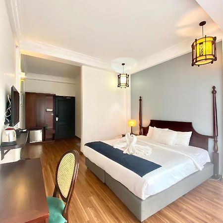 Khach San Thu Do Formerly Impressive Hotel Hanoi Esterno foto